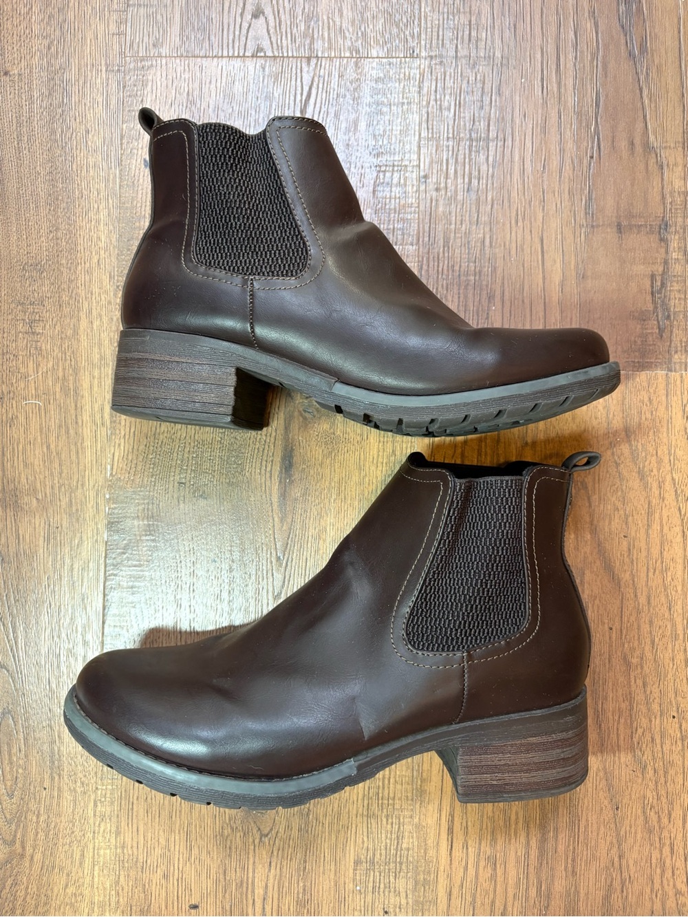 Eastland Jasmine Chelsea Boot Women's